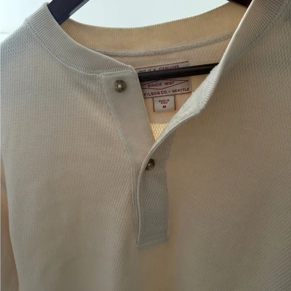Filson Cream Long-Sleeve thermal Shirt - Picture 2 of 2